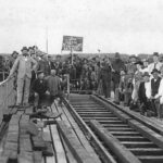 Bahn Brücke der letzte Nagel 22.7.1897